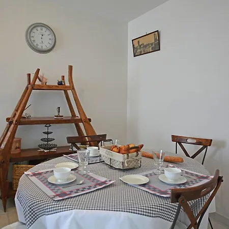 Cozy Villa In Agde With Private Terrace Βίλα Agde